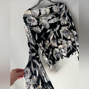 Billabong Flutter Bell Sleve Blouse